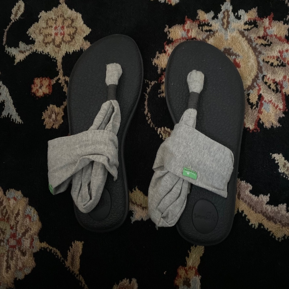 Sanuk sandals